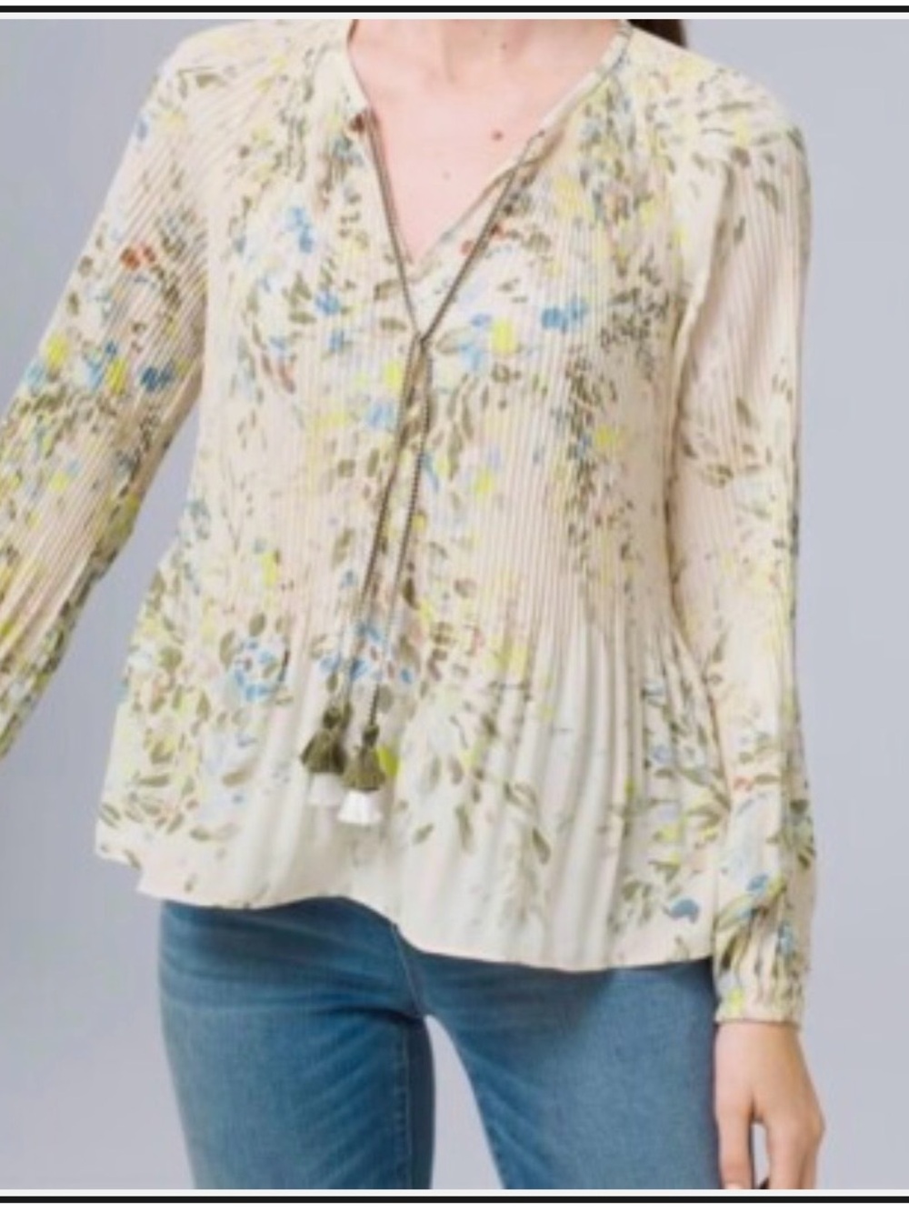 White House Black Market Cream Floral Pleated Peasant Blouse